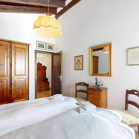 Abitaziun Gianda Verda A7 *