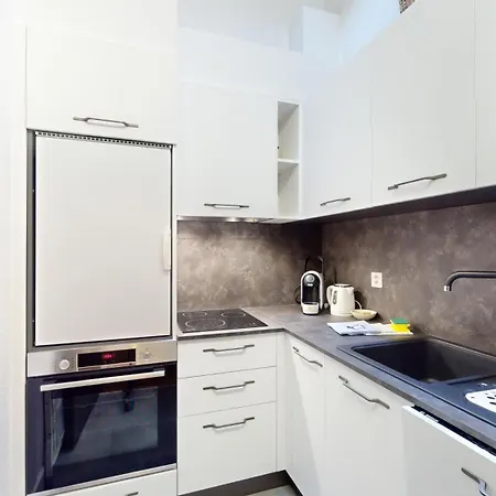 Abitaziun Gianda Verda A7 *